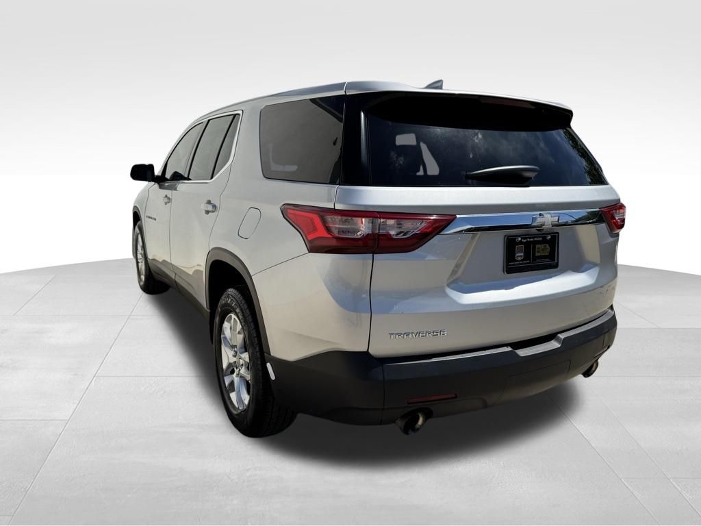 Used Car 2018 Chevrolet Traverse  Ls For Sale Under $20,000 In Georgetown, Texas