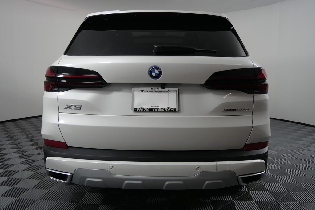 Thumbnail: 2026 BMW X5 - 5