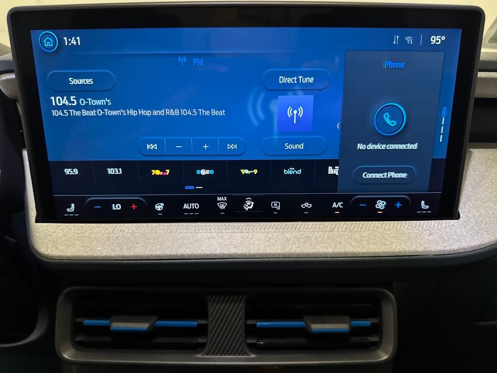2025 Ford Maverick XLT photo 4