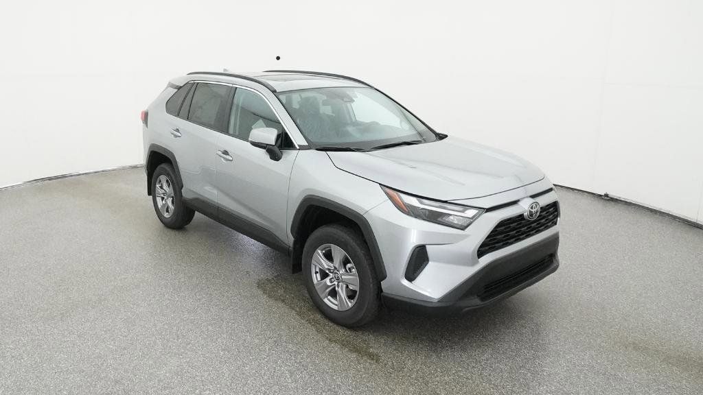 Thumbnail: 2025 Toyota RAV4 - 16