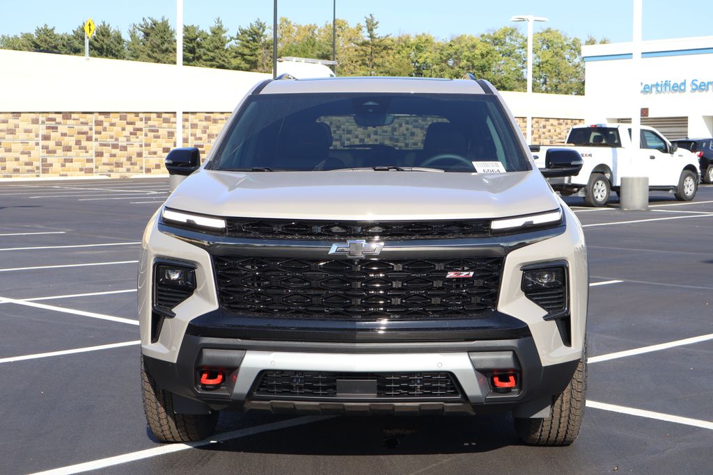 Thumbnail: 2026 Chevrolet Traverse - 2