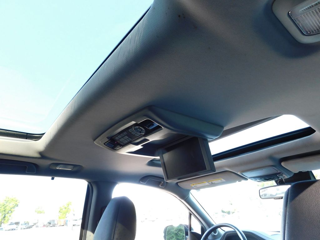 Thumbnail: 2017 Honda Pilot - 6