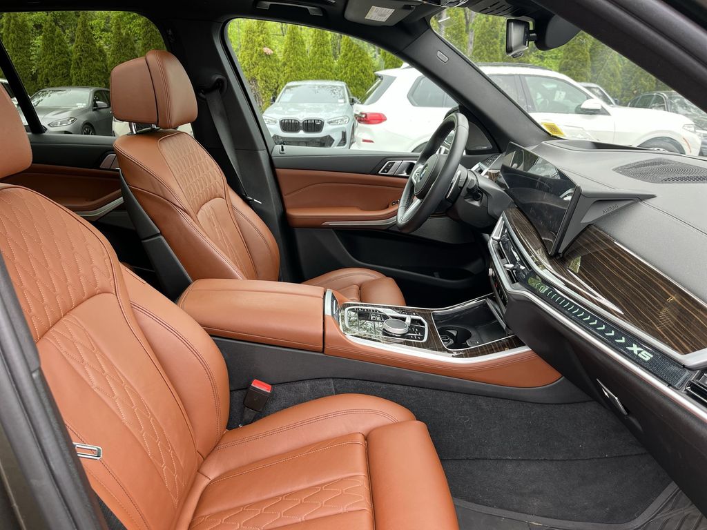 Thumbnail: 2024 BMW X5 - 25