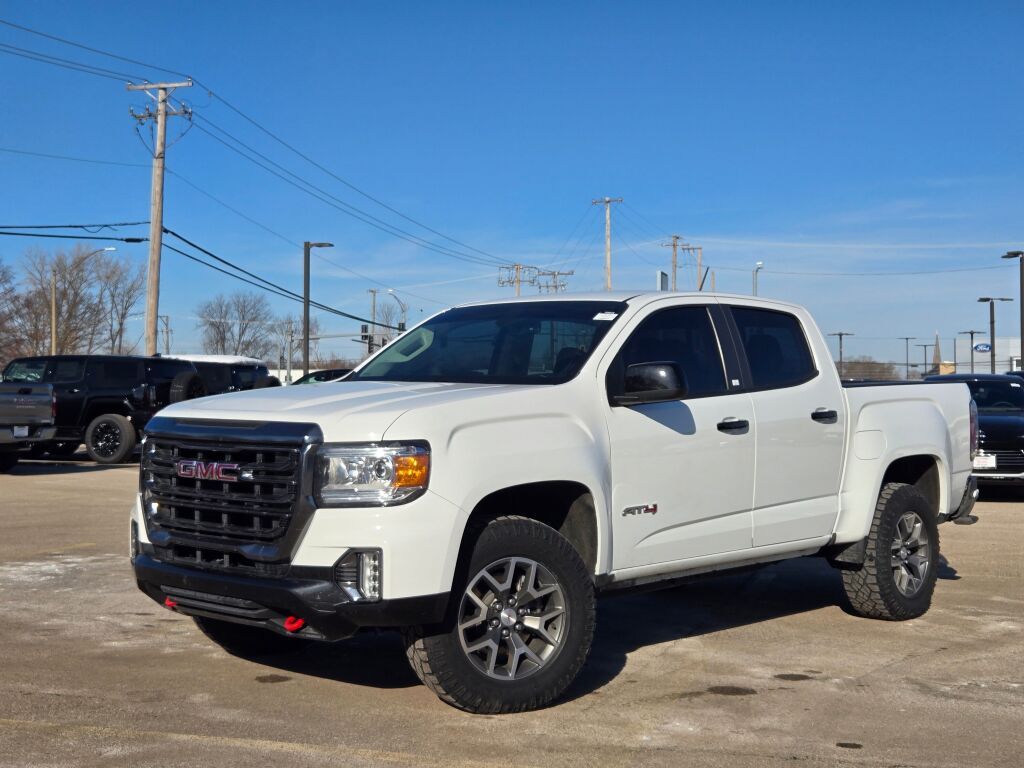 2022 GMC Canyon AT4 Crew Cab 4WD with Leather