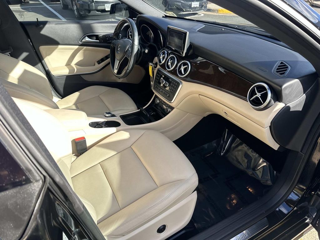 Thumbnail: 2014 Mercedes-Benz CLA - 21