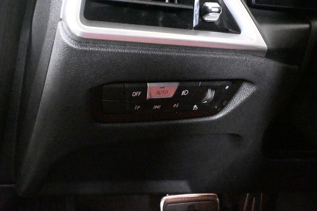 2025 BMW i4 xDrive40 26