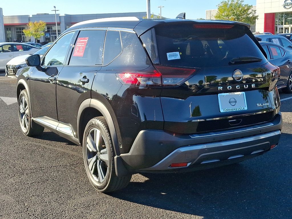 Thumbnail: 2023 Nissan Rogue - 4