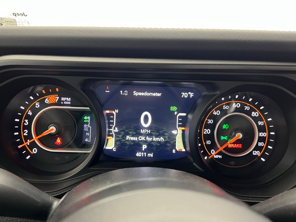 Thumbnail: 2024 Jeep Wrangler - 17