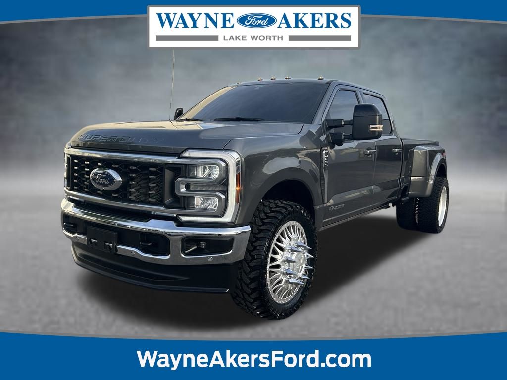 Gray Metallic 2025 Ford F-350 Super Duty Pickup Truck Four-Wheel Drive Automatic