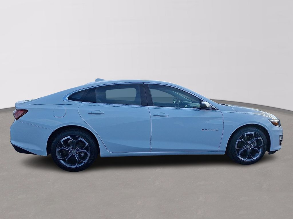 Thumbnail: 2022 Chevrolet Malibu - 7