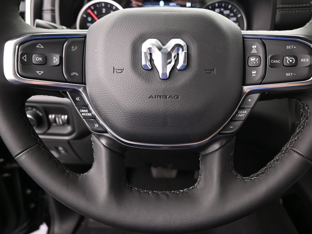 New 2026 Diamond Black Crystal Pearlcoat Ram Laramie image 27