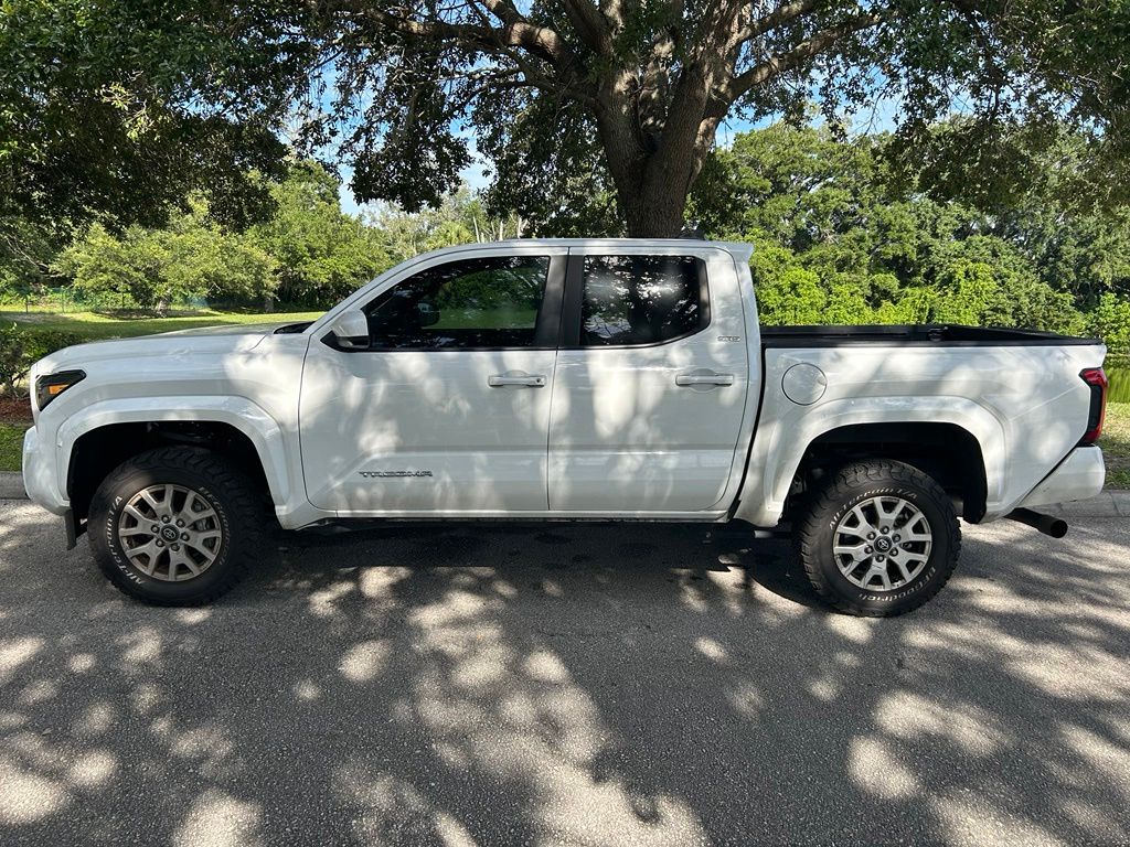 Thumbnail: 2024 Toyota Tacoma - 3