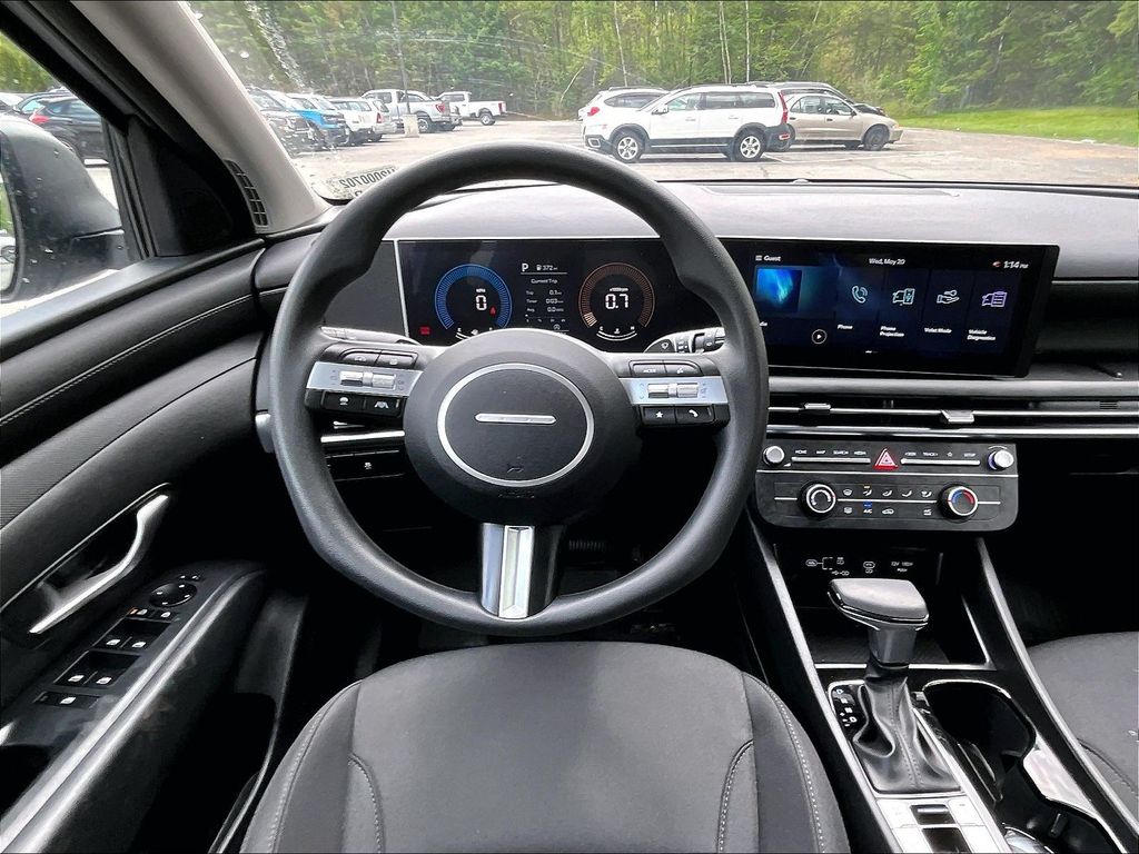 2025 Hyundai Tucson — photo 17