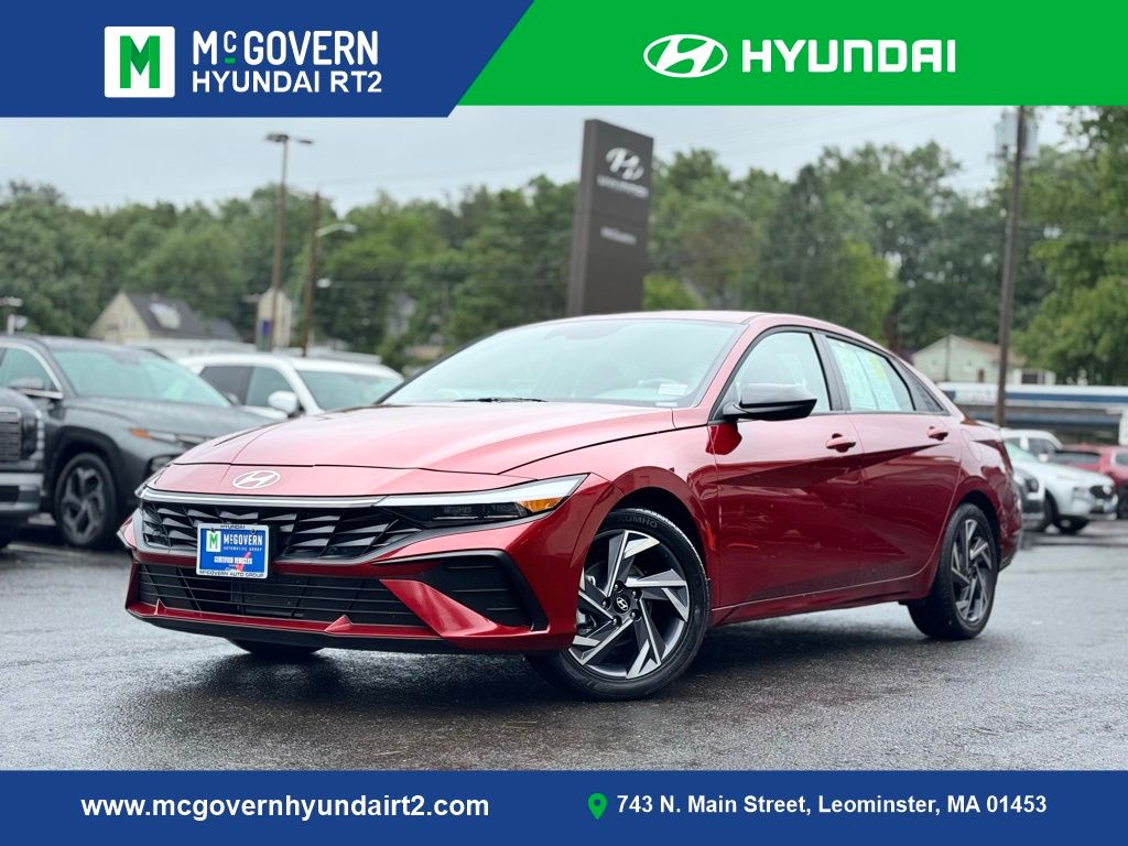 Ultimate Red 2025 Hyundai Elantra Sedan Front-Wheel Drive Continuously Variable Transmission