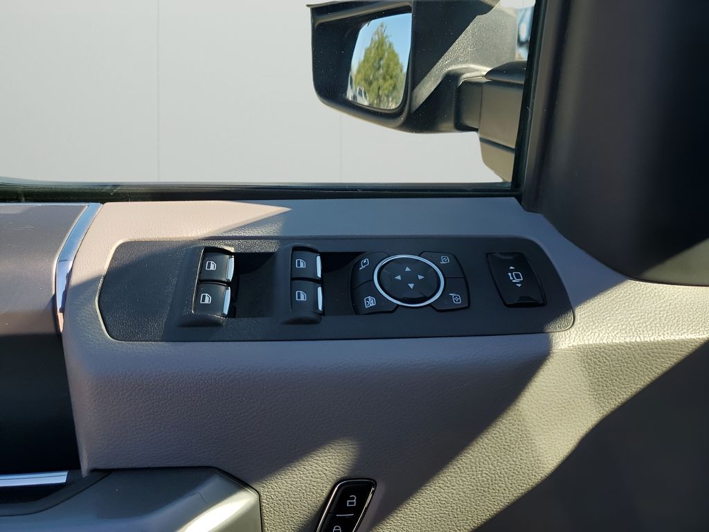 Used Car 2017 Ford F-250sd  Xlt For Sale Under $30,000 In Austin, Texas