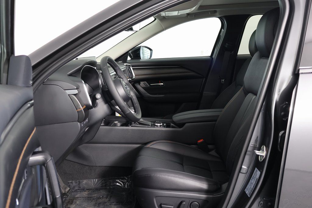 Thumbnail: 2026 Mazda CX-50 - 6