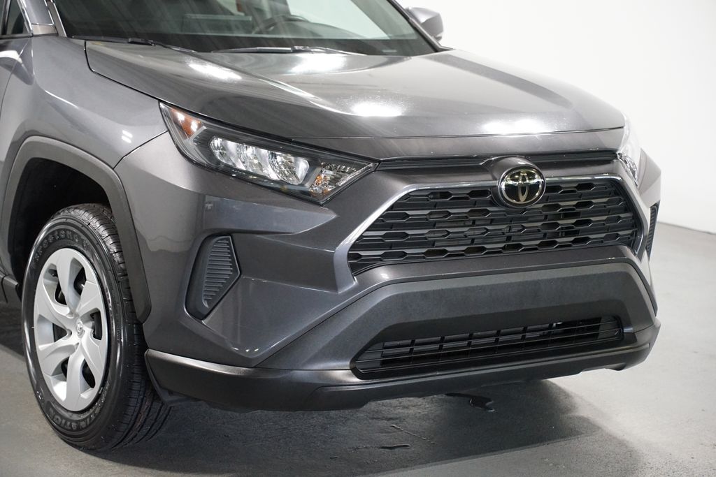 Thumbnail: 2022 Toyota RAV4 - 4