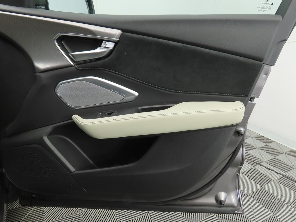 Thumbnail: 2026 Acura RDX - 25