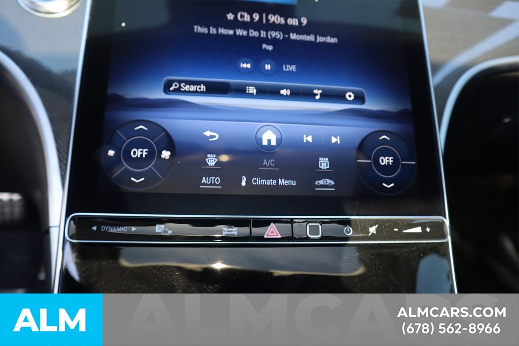 Used 2024  Mercedes-Benz C 300 image 32