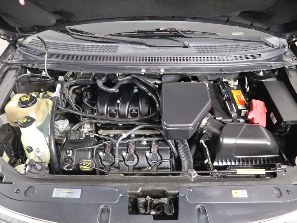 Thumbnail: 2011 Ford Edge - 29