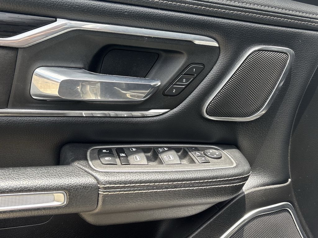 2023 Ram 1500 Laramie - 10