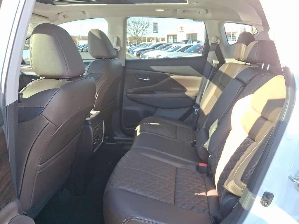 Thumbnail: 2021 Nissan Murano - 10