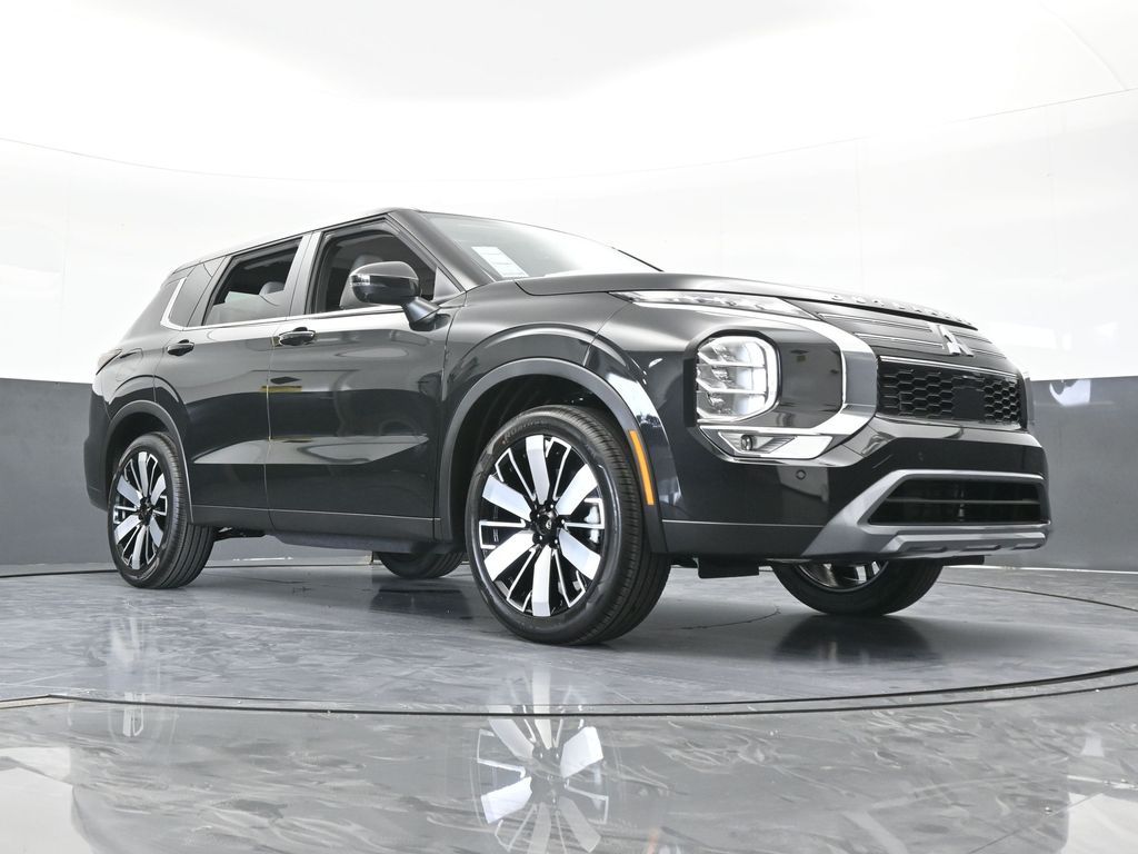 New 2026 Black Diamond Mitsubishi SE image 67