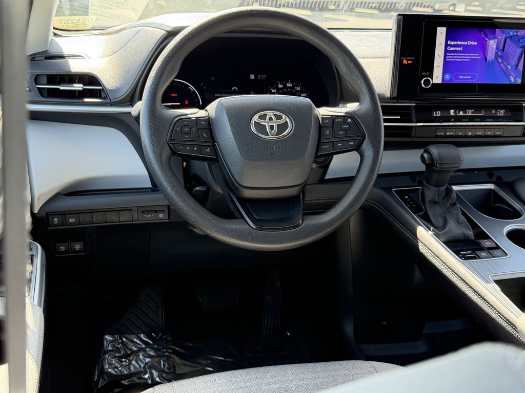 Used 2025 Toyota Sienna Van