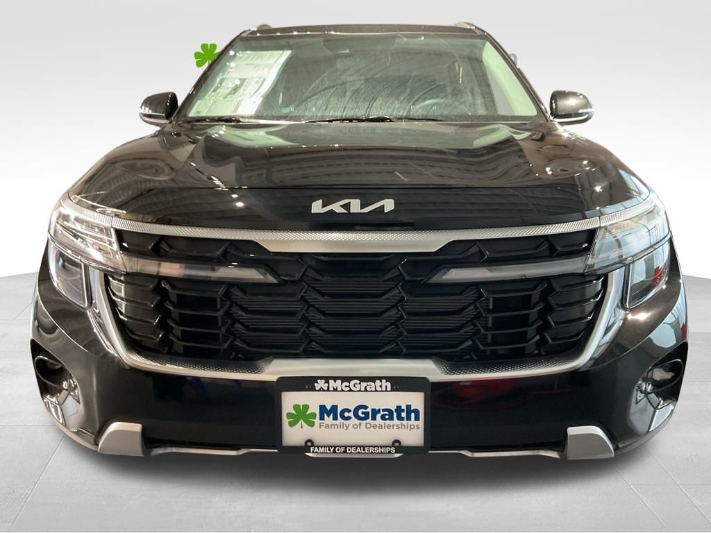 New 2026 Black Kia EX image 8