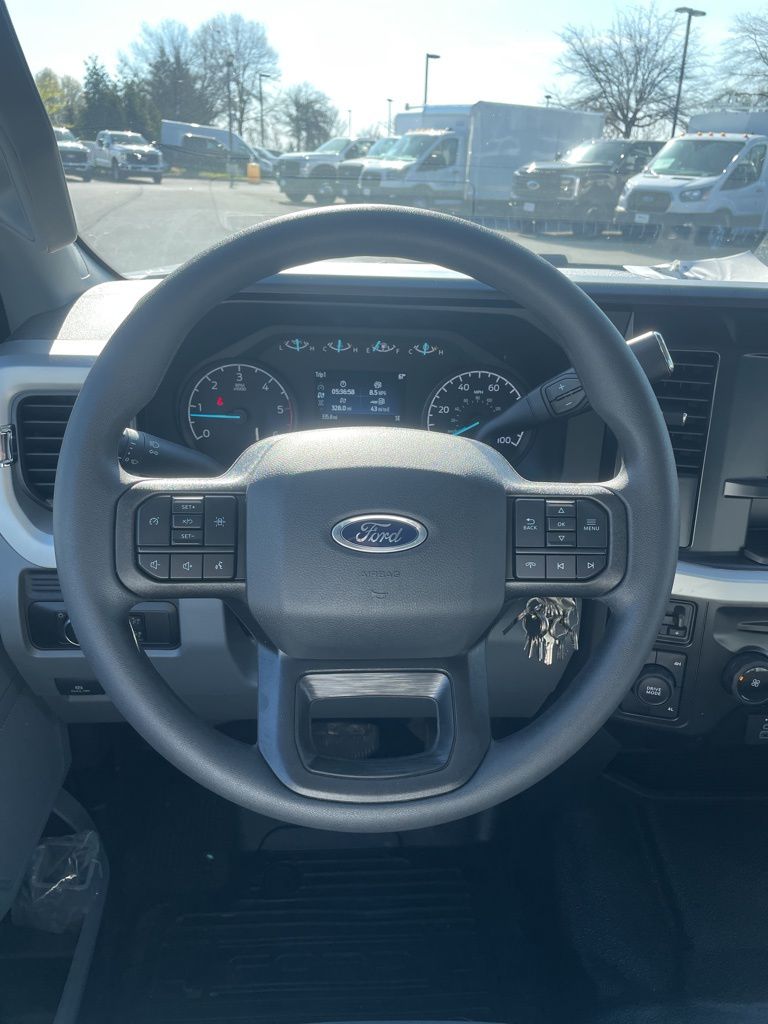 2026 Ford F-450 Chassis XL