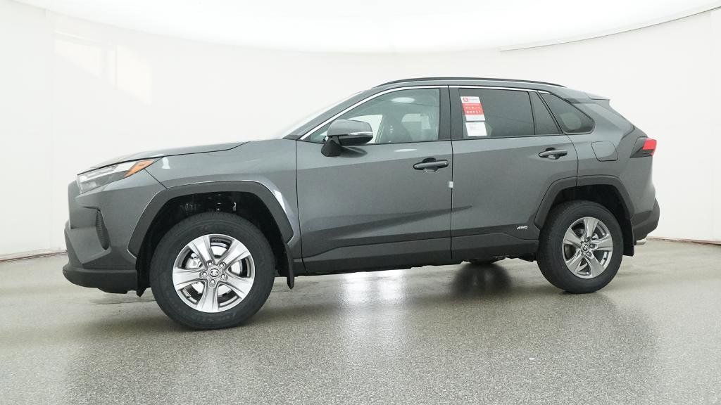 Thumbnail: 2025 Toyota RAV4 - 17