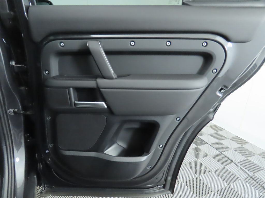 Thumbnail: 2025 Land Rover Defender - 29