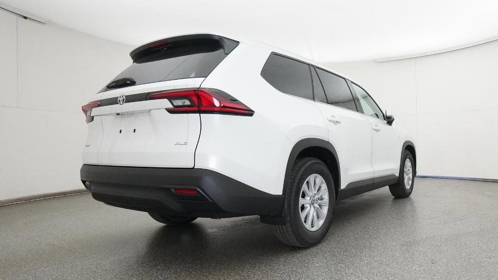 Thumbnail: 2026 Toyota Grand Highlander - 4