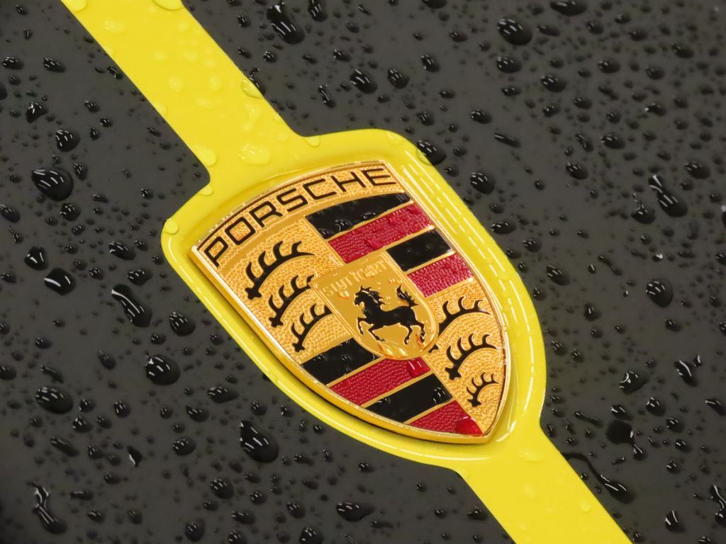 Thumbnail: 2023 Porsche 911 - 21