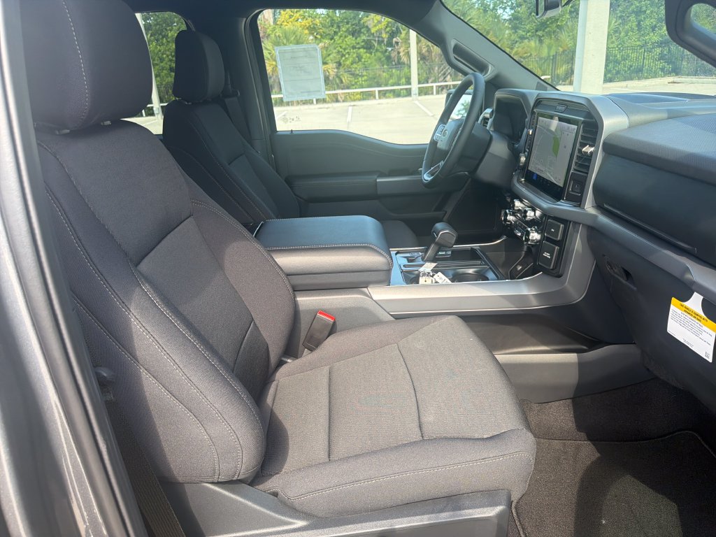 New 2026 Gray Ford XLT image 27