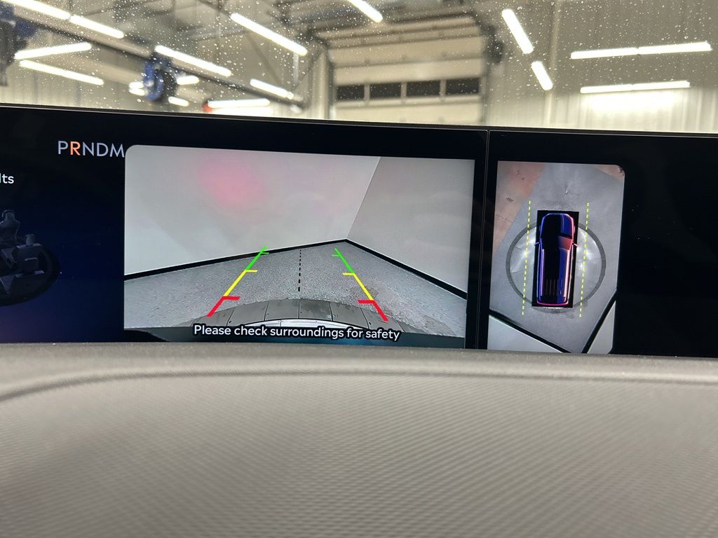 new 2025 Lincoln Navigator car, priced at $100,022