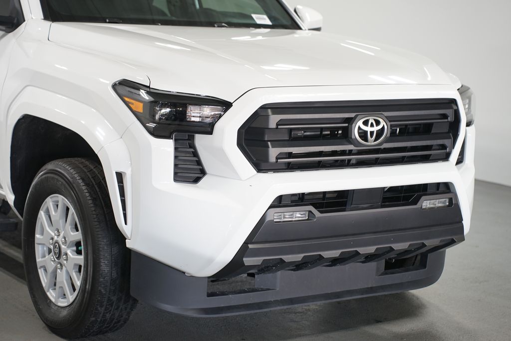 Thumbnail: 2024 Toyota Tacoma - 4