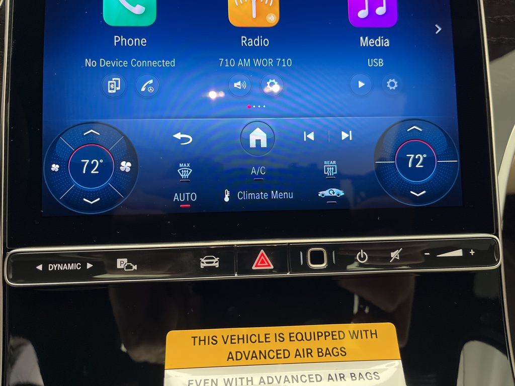 Thumbnail: 2026 Mercedes-Benz GLC - 20