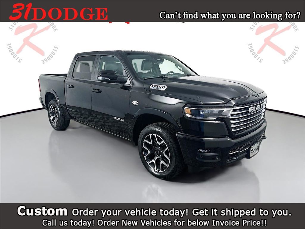 2026 RAM 1500 Laramie Crew Cab 4WD