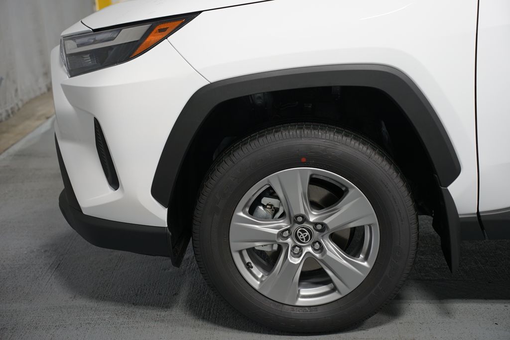 Thumbnail: 2025 Toyota RAV4 - 5