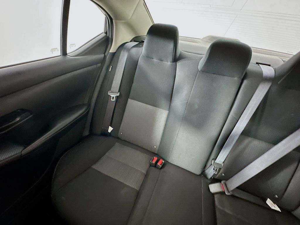 NissanSentra12