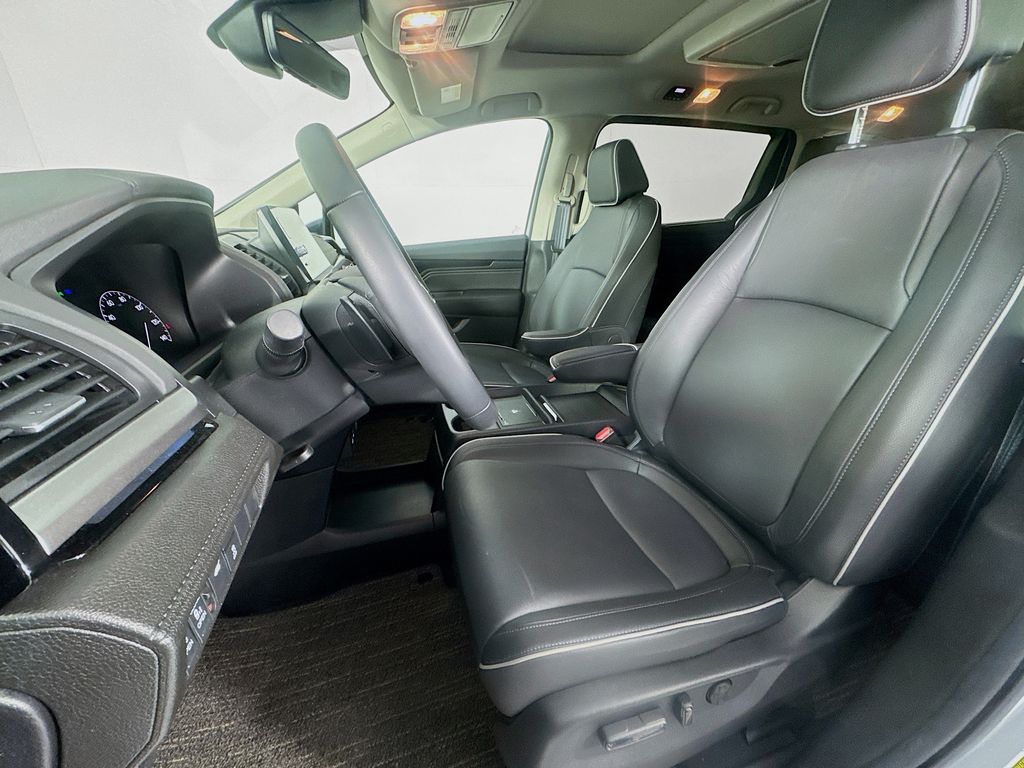 Used Car 2025 Honda Odyssey  Touring For Sale Under $50,000 In Austin, Texas
