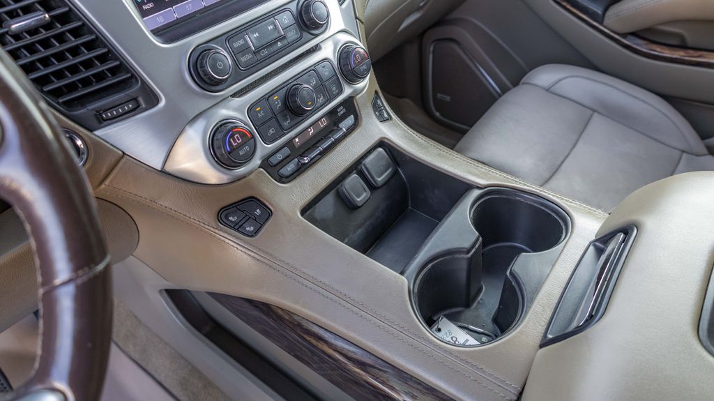 Used 2018 GMC Yukon XL SLT 4D Sport Utility