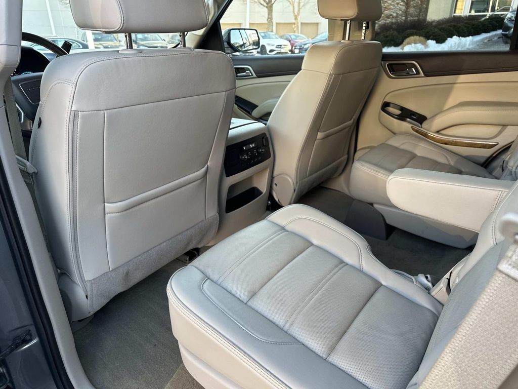 Thumbnail: 2017 GMC Yukon - 28