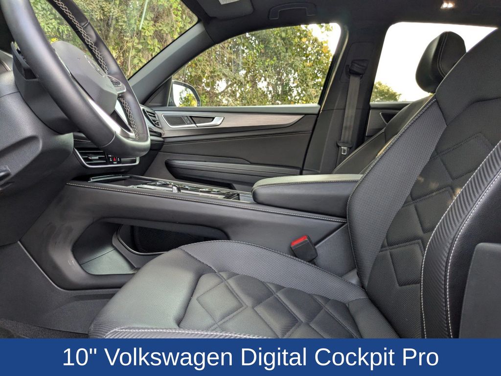 2024 Volkswagen Atlas Cross Sport 2.0T SE w/Technology