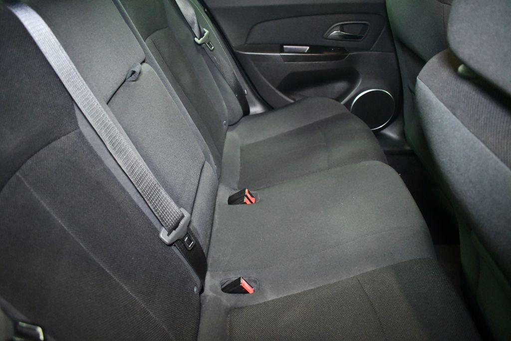 Thumbnail: 2011 Chevrolet Cruze - 29