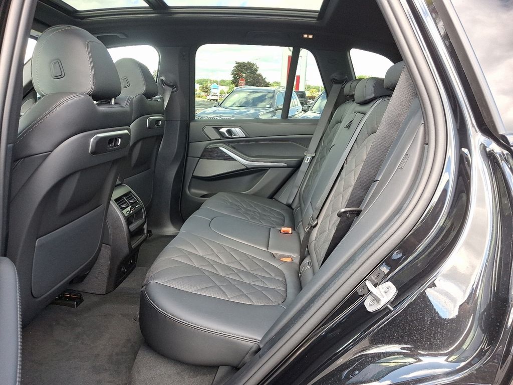 Thumbnail: 2026 BMW X5 - 5