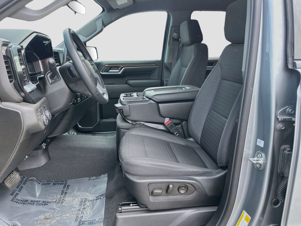 Used 2023 Sterling Gray Metallic Chevrolet RST image 20