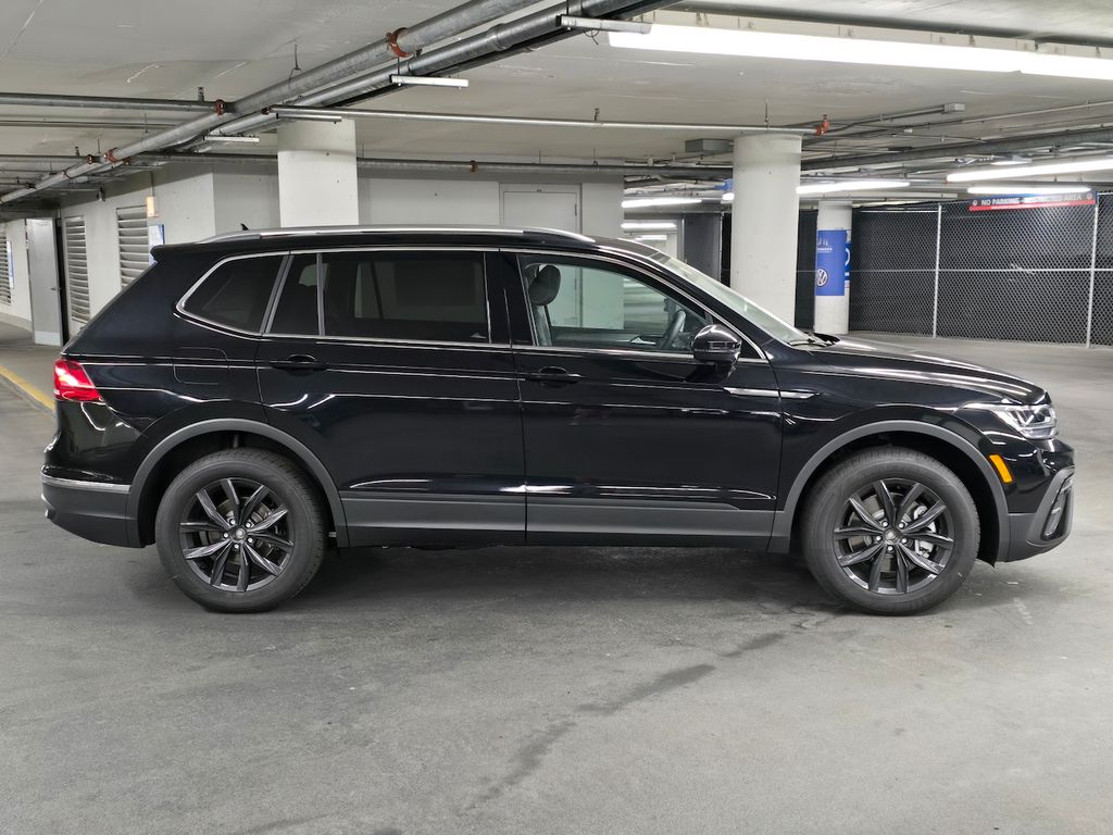 2024 Volkswagen Tiguan 2.0T SE 6