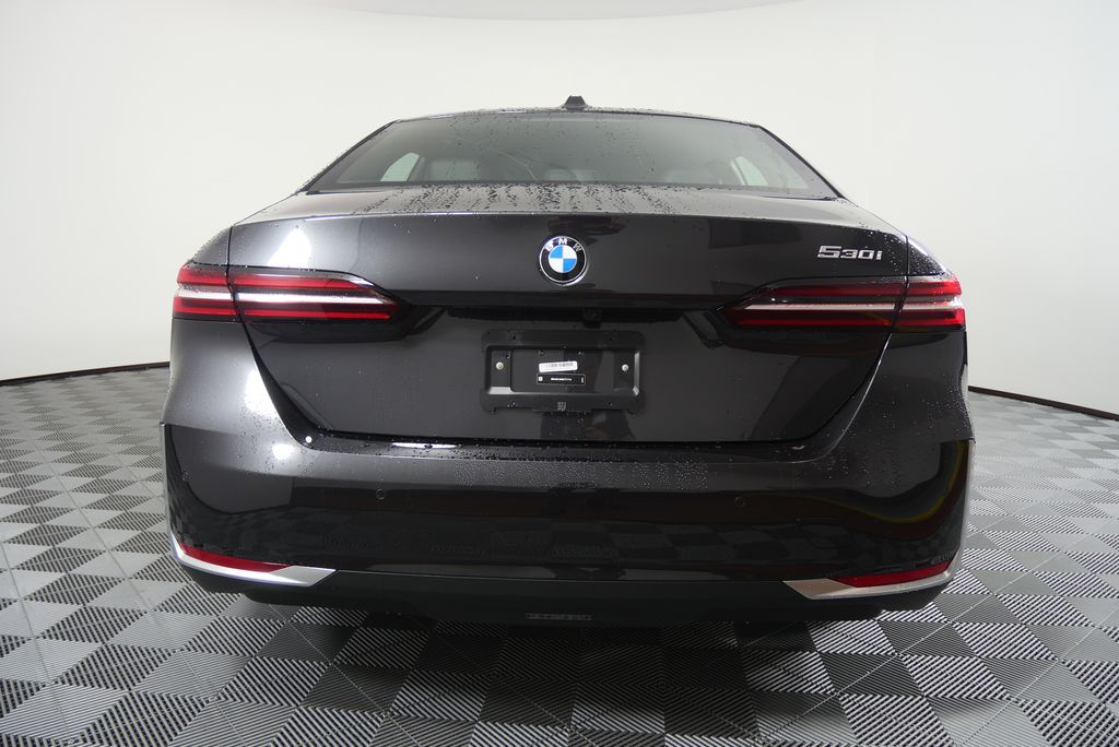 2025 BMW 5 Series 530i 4